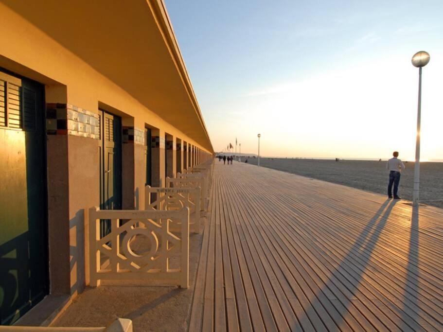 Le Cyrano, Deauville - App. T2 Proche De La Mer Kültér fotó