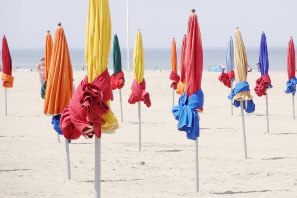 Le Cyrano, Deauville - App. T2 Proche De La Mer Kültér fotó